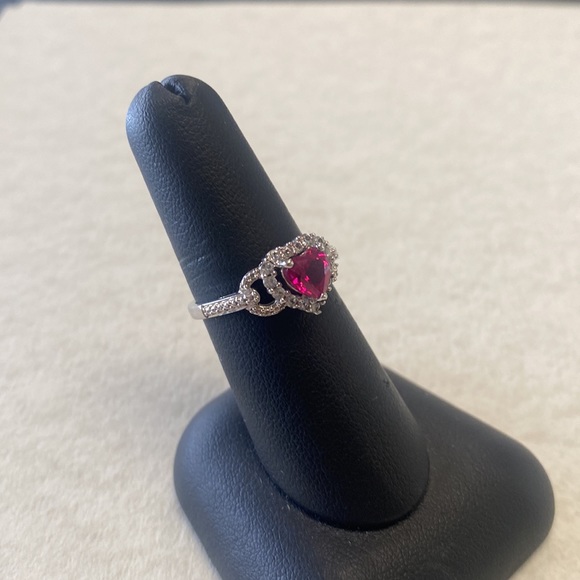 H sterling silver 925 heart shaped ruby / diamond ring - Picture 4 of 6